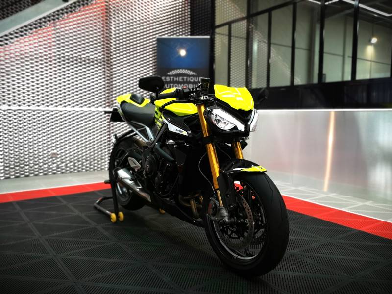 Triumph STREET TRIPLE RS 